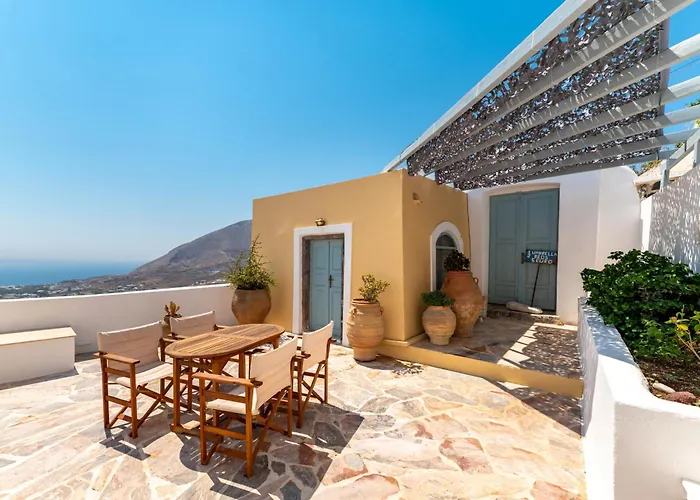Blue Vine Villa Mountain Sea View Private Yard